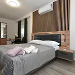 Sofia's & Apartman
