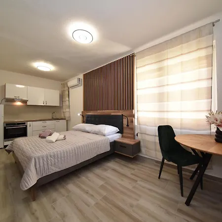 Апартаменты Sofia's &